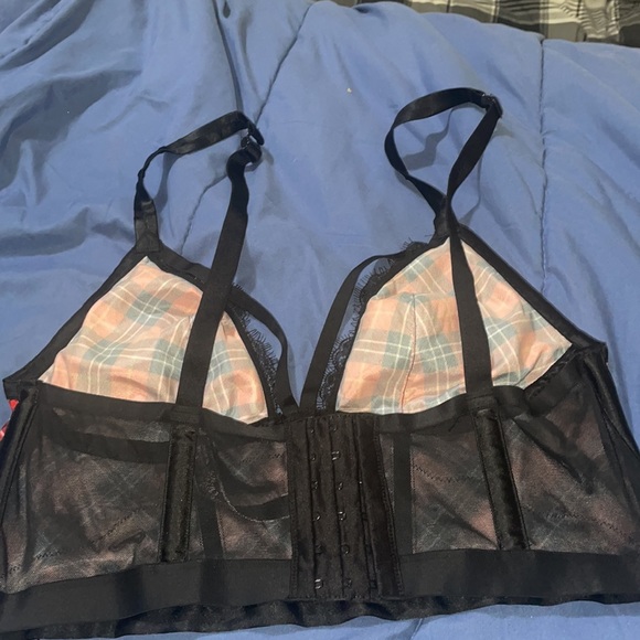 Bra - Picture 2 of 3